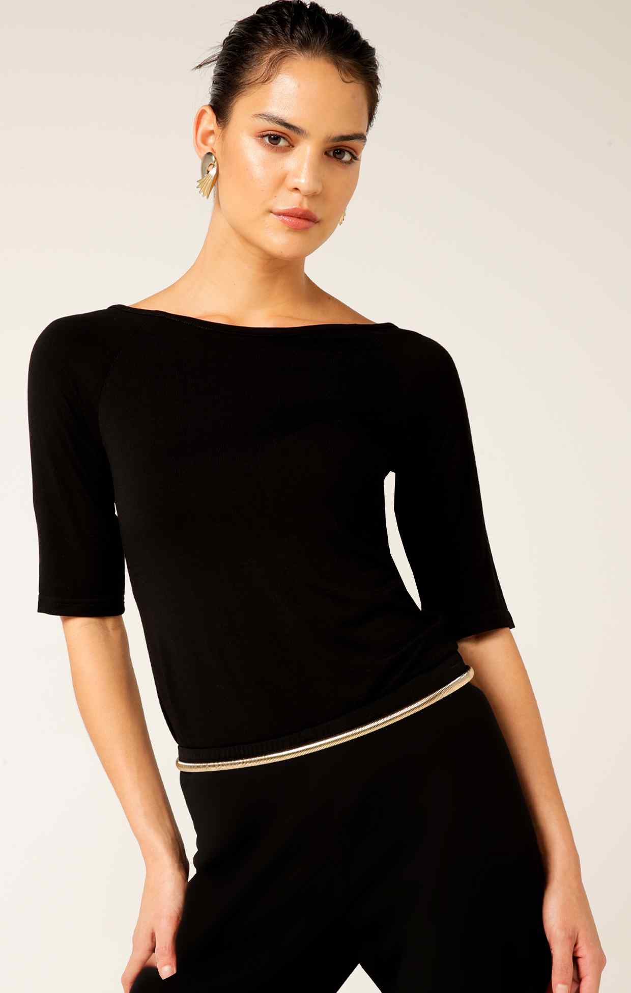 3/4 SLEEVE TOP IN BLACK - Image 2