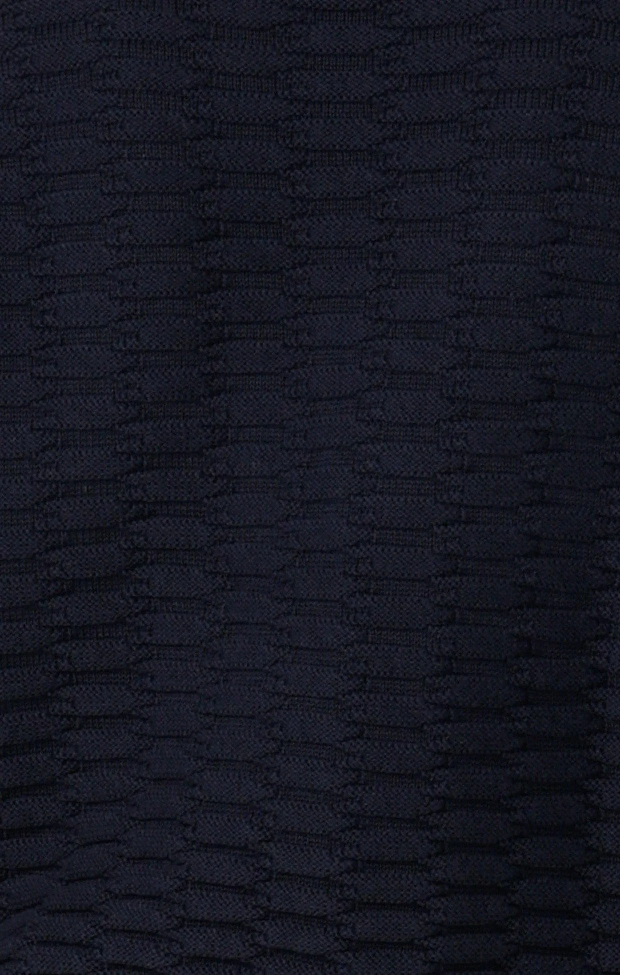 BUBBLE KNIT TOP IN NAVY - Image 9