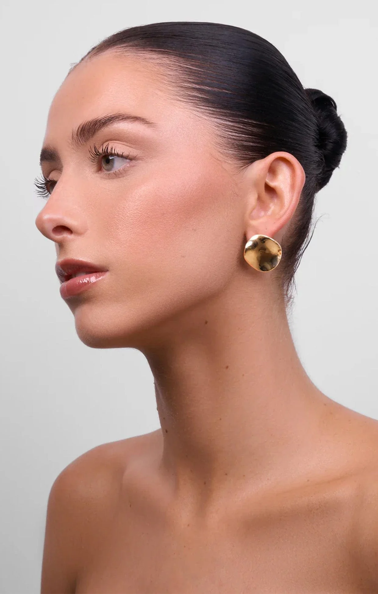 CHLOE EARRINGS IN GOLD - Image 2
