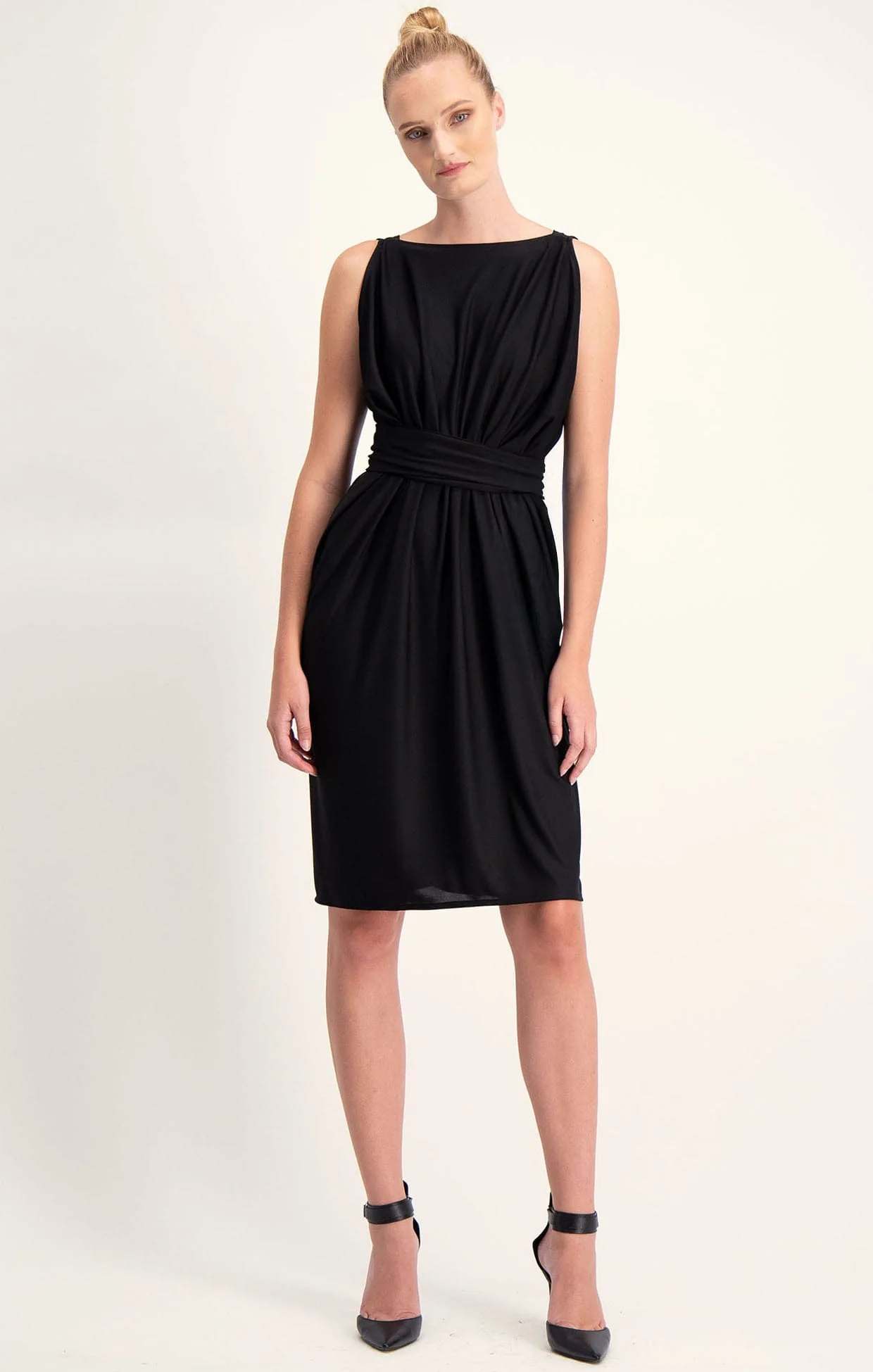COLUMN DRAPE DRESS IN BLACK - Image 4
