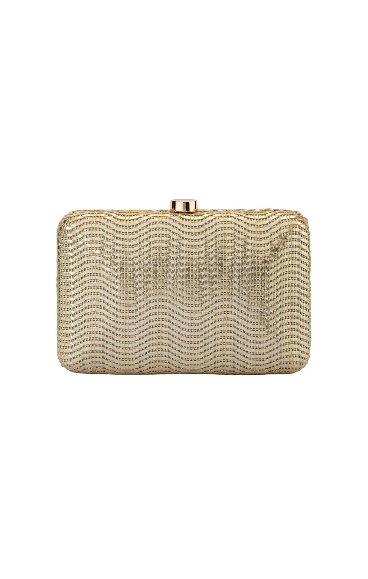 HANNAH TEXTURED CLUTCH BAG IN GOLD