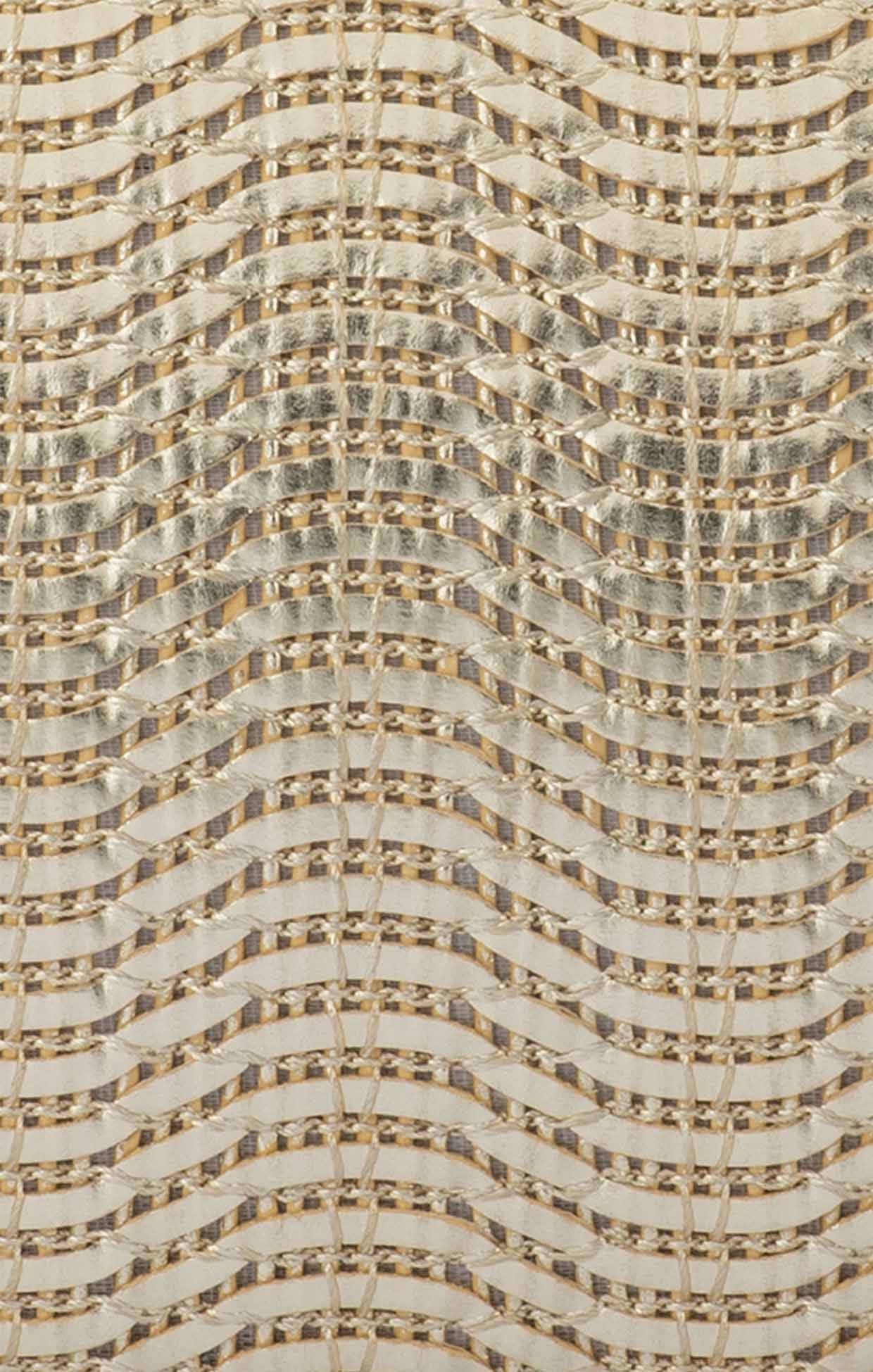 HANNAH TEXTURED CLUTCH BAG IN GOLD - Image 2