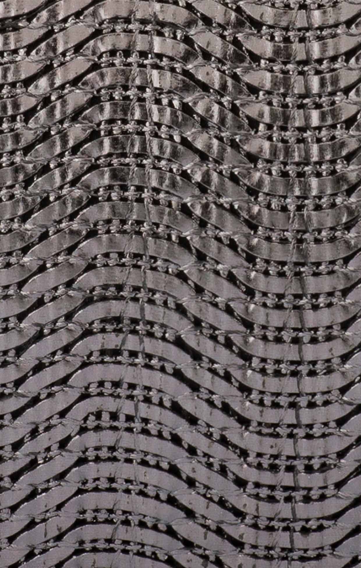 HANNAH TEXTURED CLUTCH BAG IN GUNMETAL - Image 2