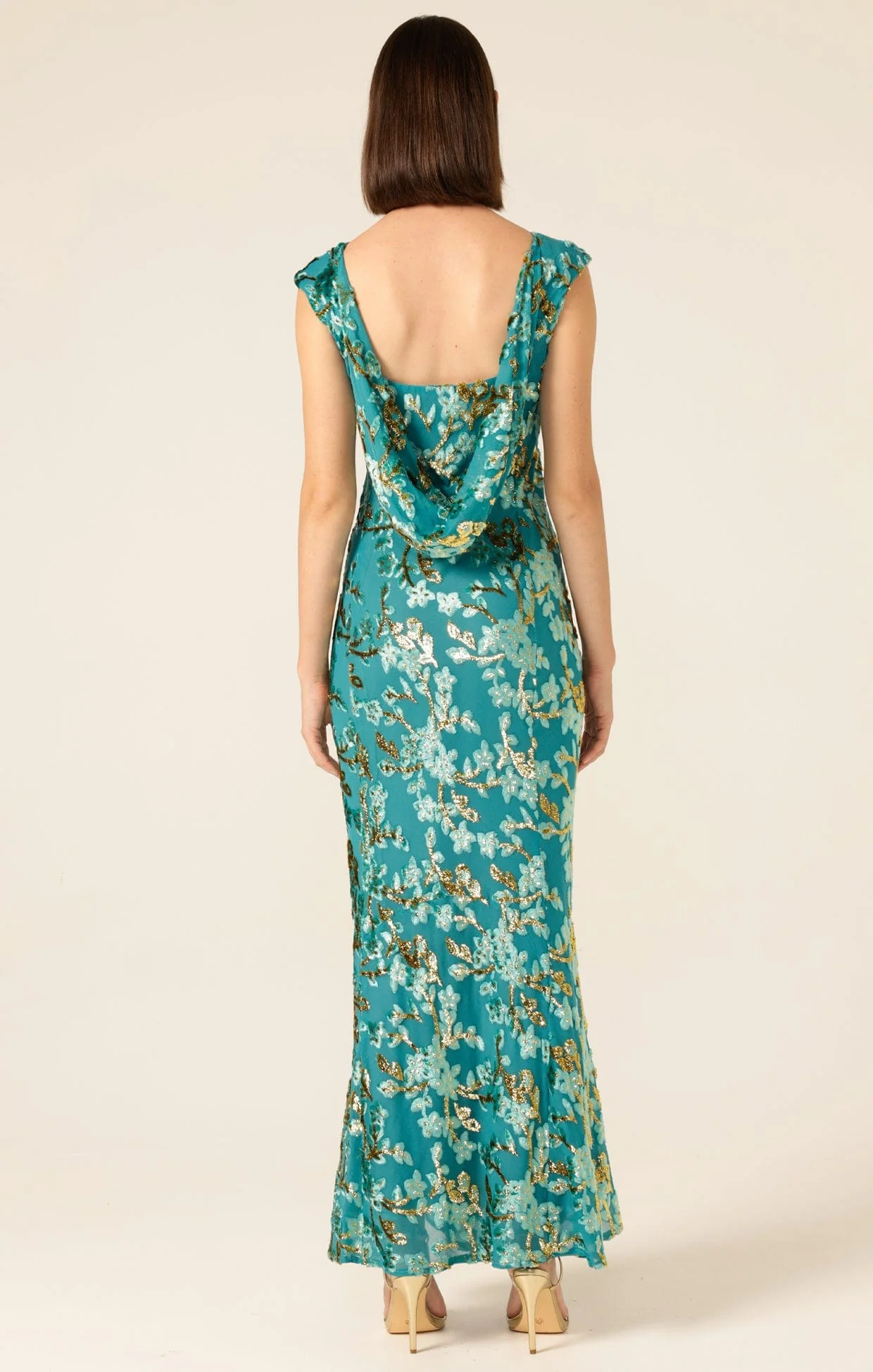 HEAVENLY HEIGHTS MAXI DRESS IN TURQUOISE - Image 7