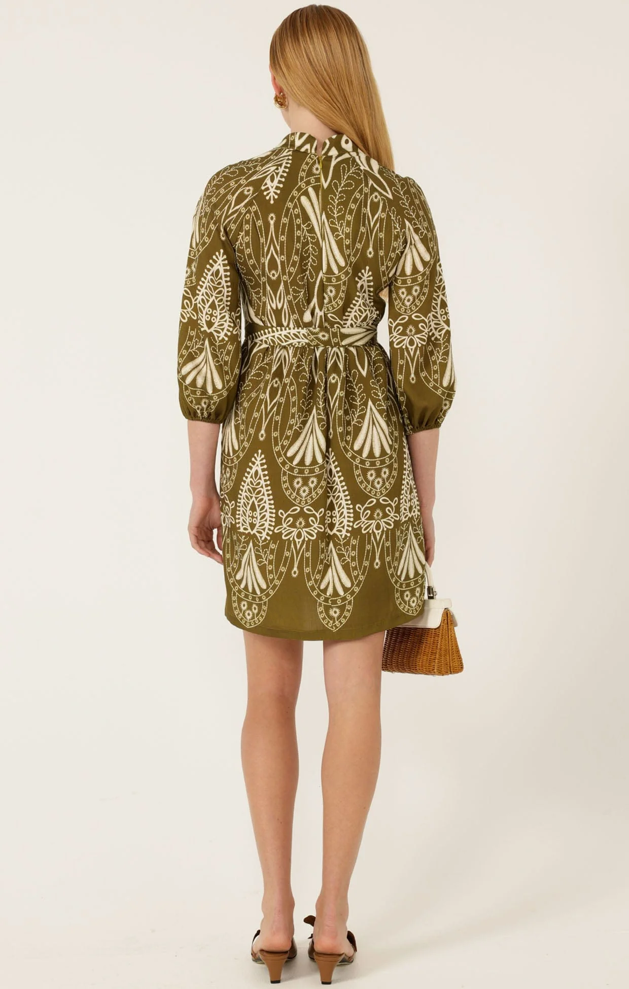 KIRRA SHIFT DRESS IN OLIVE CREAM - Image 7