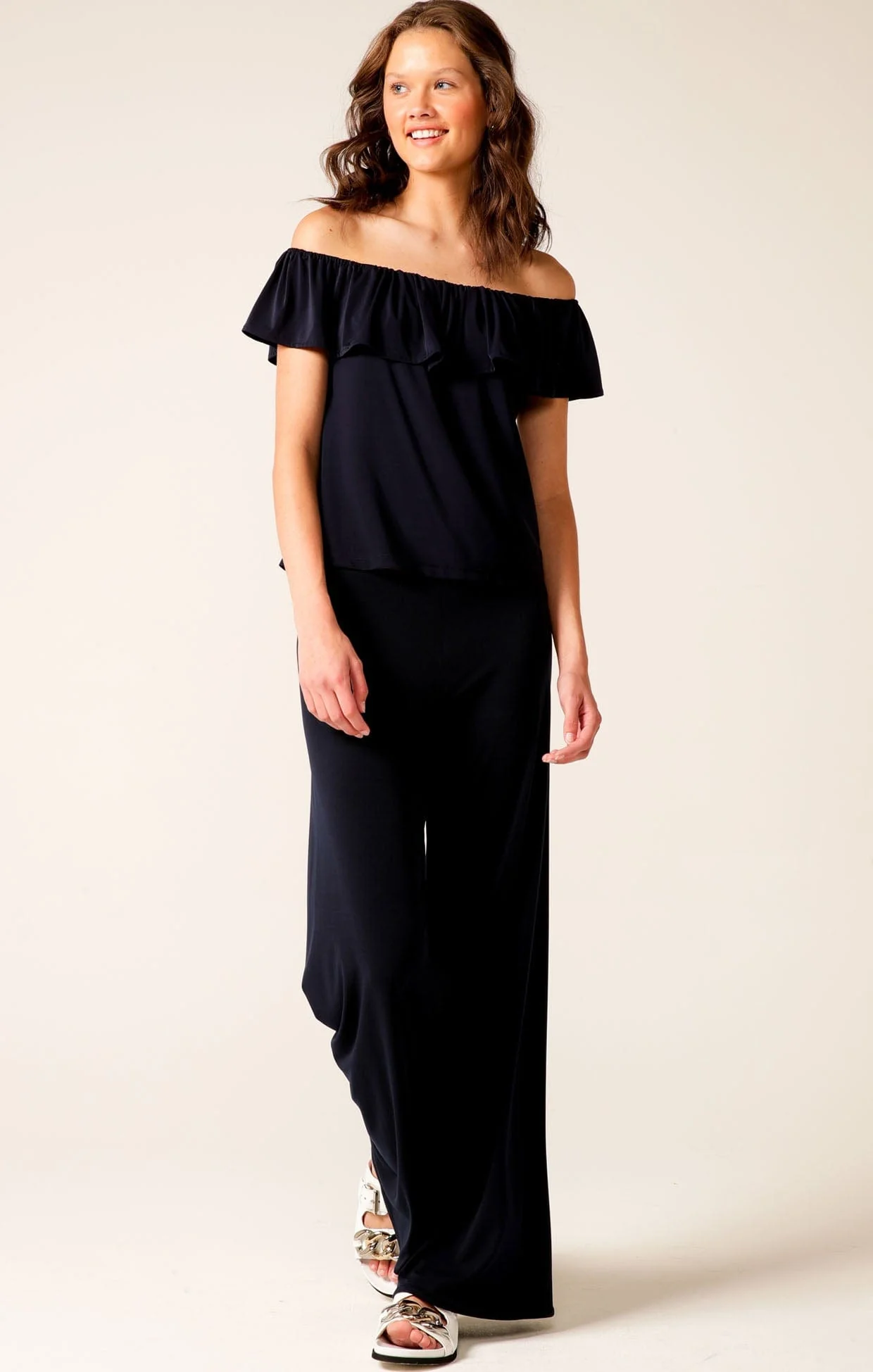OFF SHOULDER FRILL TOP IN NAVY - Image 2