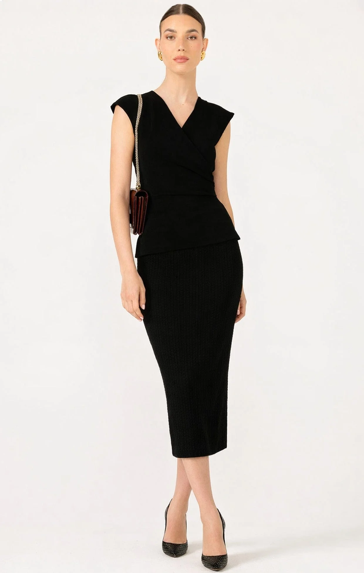 PENCIL SKIRT IN BLACK