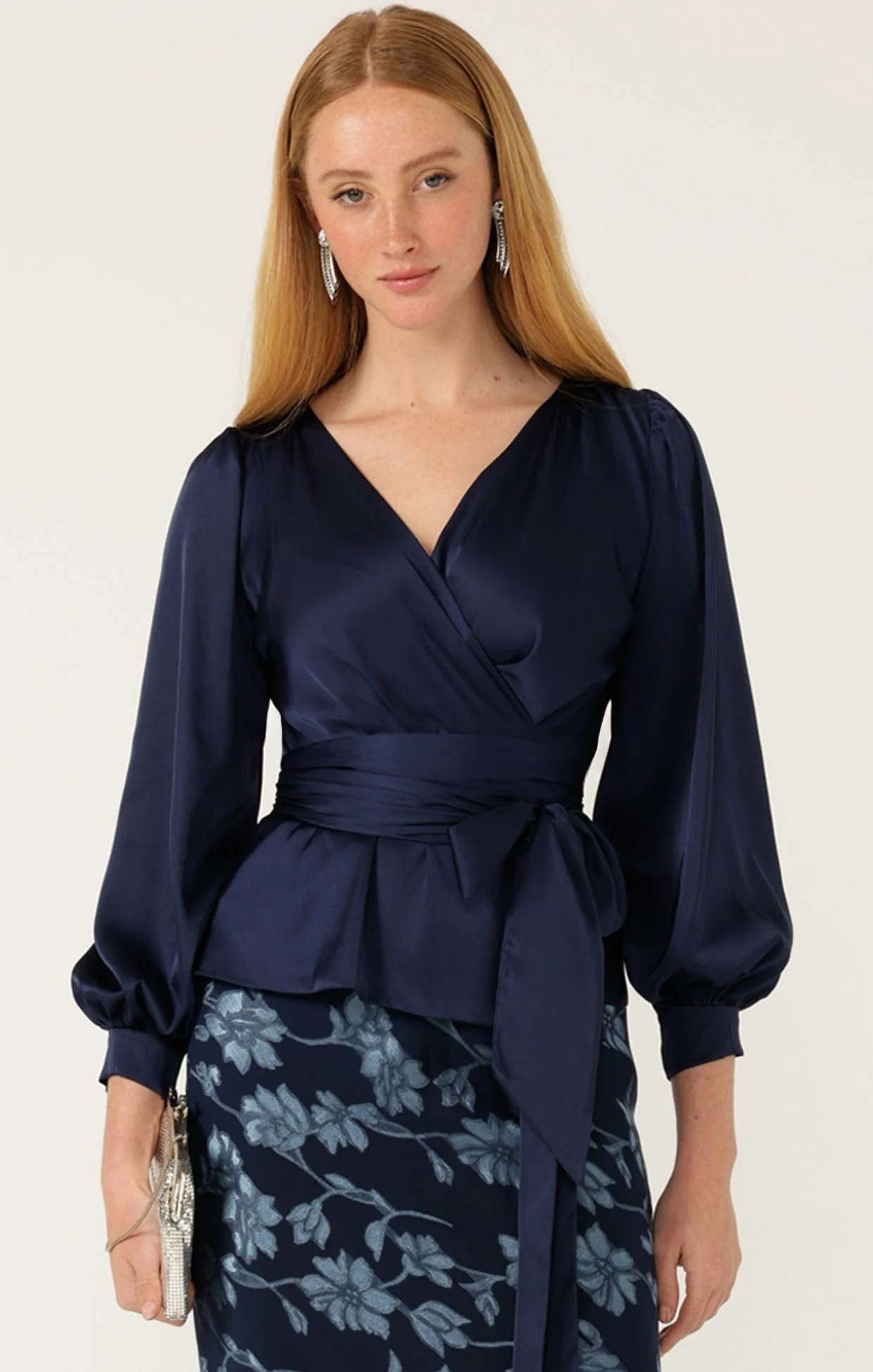 SATIN FAUX WRAP TOP IN NAVY - Image 5