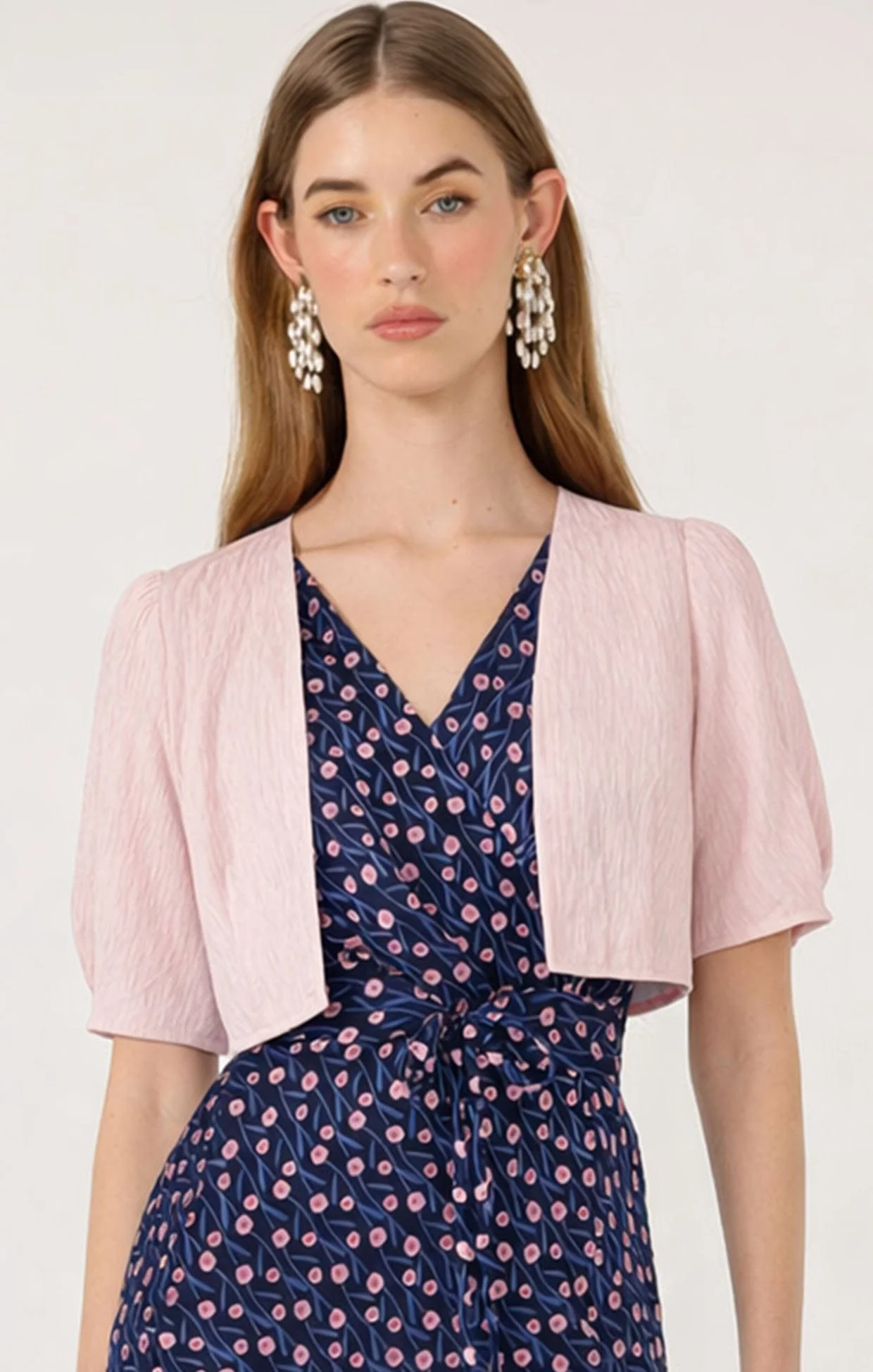 TUCK SLEEVE JACKET IN PALE PINK - Image 3