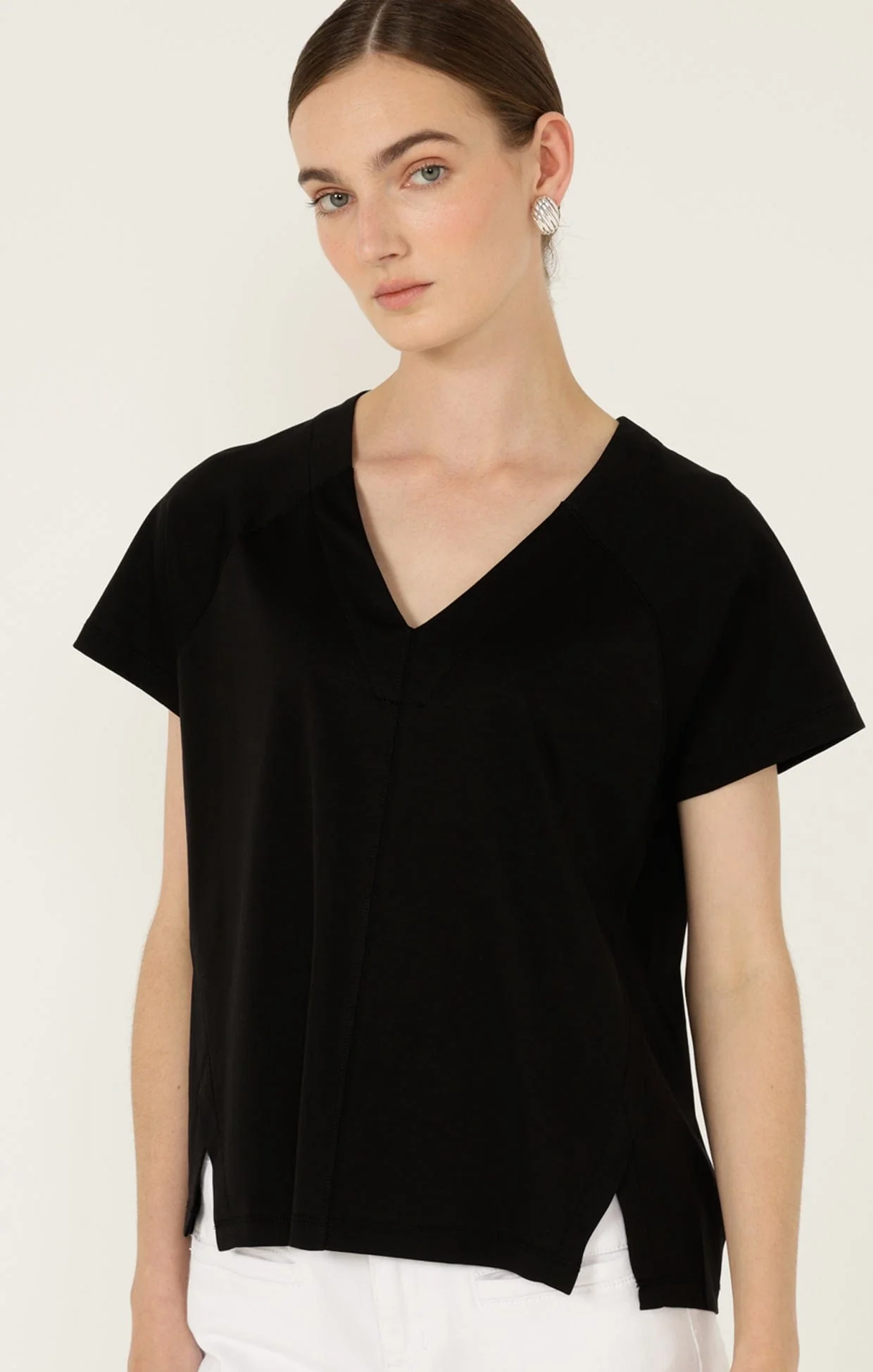 UNDER CONTROL TOP IN BLACK